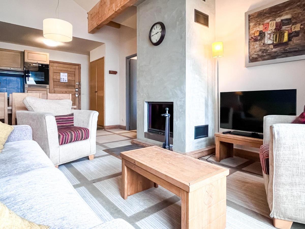 South Facing 2-Bed Apartment With Fireplace, Terrasses Deos แฟลน ภายนอก รูปภาพ